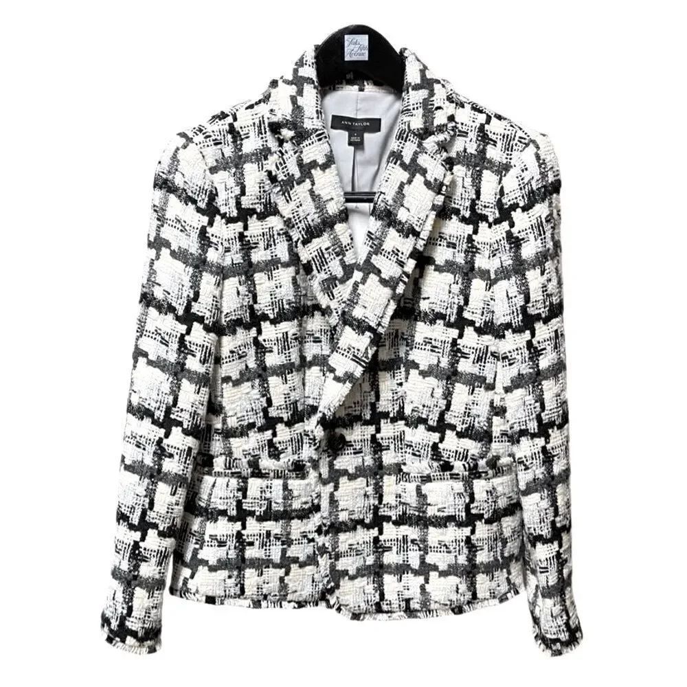 🌟NEW🌟Ann Taylor🌟Black White Winter Linen Jacket